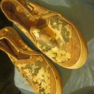 Keds camo slip on shoes size 5 with cut outs for style